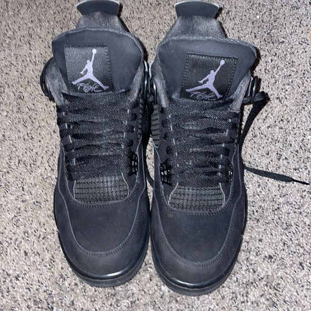 Jordan 4 Black Cat
